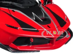 Ferrari FXX-K #88 Red "Signature Series" 1/18 Diecast Model Car By Bburago -SOLIDO Shop 16907R 5 55724.1510346649.1280.1280