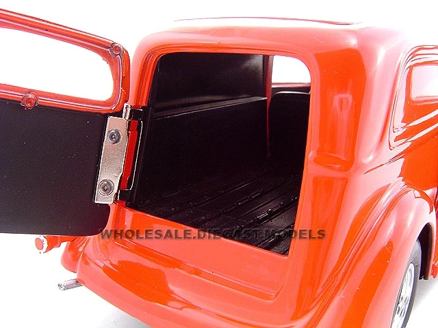 1935 Ford Sedan Delivery Red 1/24 Diecast Car By Unique Replicas 4 1935 Ford Sedan Delivery Red 1/24 Diecast Car By Unique Replicas - Image 4