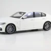 BMW 5 Series (G30) Mineral White 1/18 Diecast Model Car By Kyosho