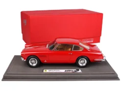 1960 Ferrari GTE 2+2 Serie I Red With DISPLAY CASE Limited Edition To 136 Pieces Worldwide 1/18 Model Car By BBR