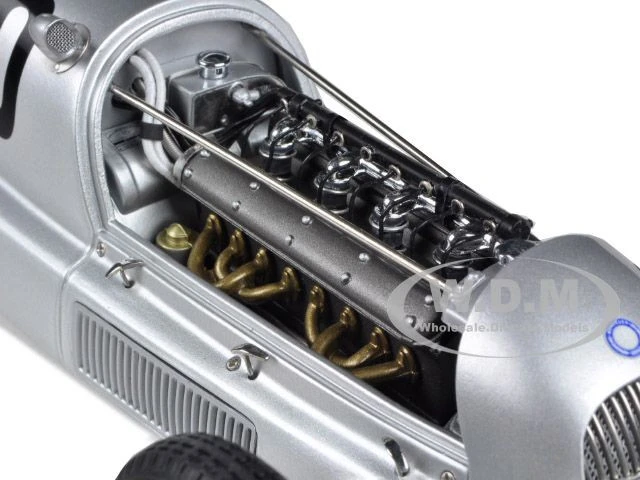 Mercedes W25 #20 1934 Eifelrennen #20 M.V.Brauchitsch Limited To 2000pc 1/18 Diecast Model Car By CMC 5 Mercedes W25 #20 1934 Eifelrennen #20 M.V.Brauchitsch Limited To 2000pc 1/18 Diecast Model Car By CMC - Image 5