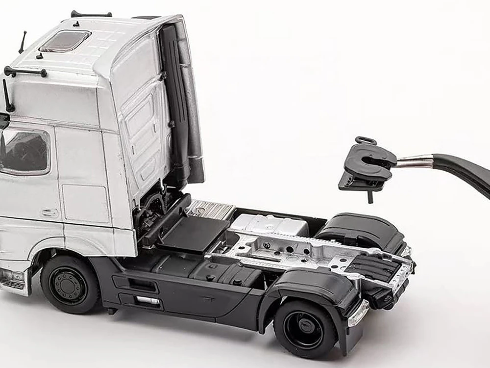 Mercedes-Benz Actros Auto Transporter White 1/64 Diecast Model By GCD 4 Mercedes-Benz Actros Auto Transporter White 1/64 Diecast Model By GCD - Image 4